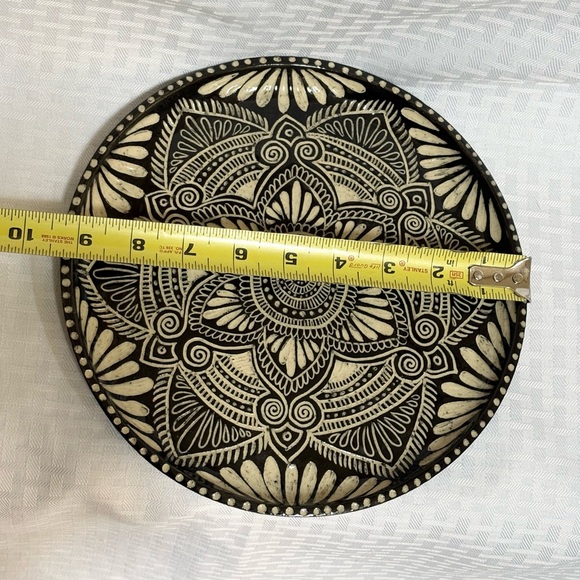 Hand Eye Heart Design Handcrafted and Signed Mandala Plate Ivory and Black - Picture 5 of 6